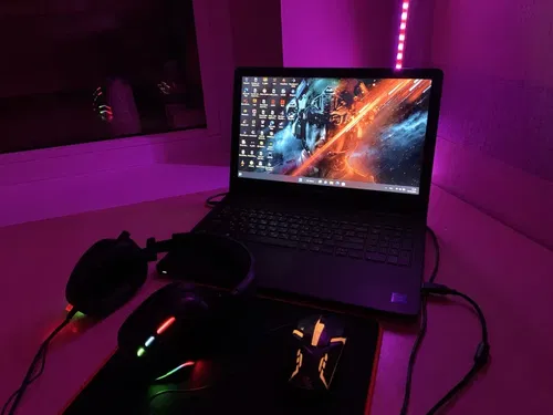 Игровой ноутбук Dell +игровые девайсы