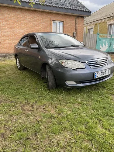 Продам BYD F3 2012 год