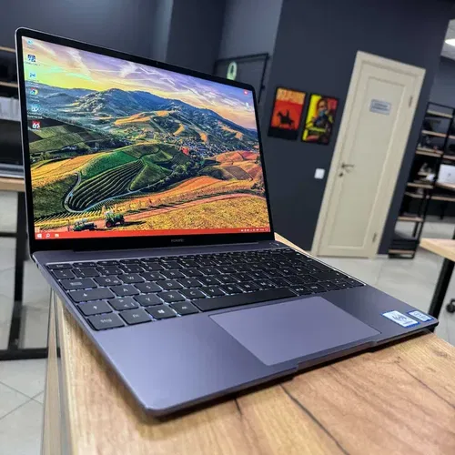 Ультрабук Huawei MateBook [2K, IPS] - i7 8565U 4 ядра