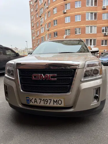 GMC Terrain 2015 — Надійний сімейний позашляховик з повним приводом