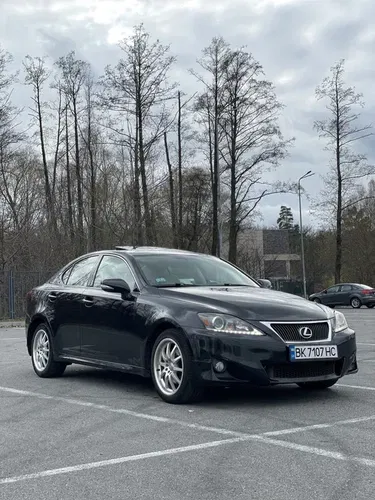 Lexus IS 250 AWD 2011.