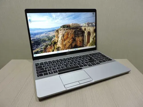 Dell Latitude 5510/15.6" Full HD IPS/Core i5 10210U/8GB/SSD 256Gb/UHD