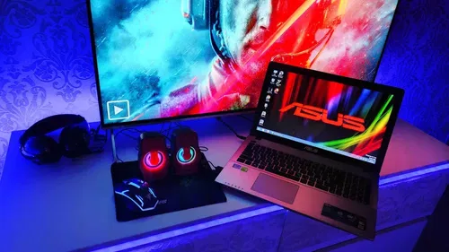 Игровой ноутбук  Asus 15 ( intel i3-2330M)