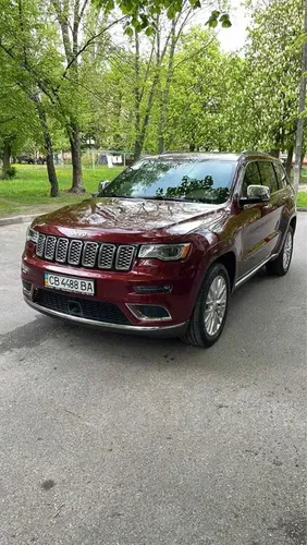 Jeep Grand  Summit 2017 — Преміум позашляховик з повним приводом