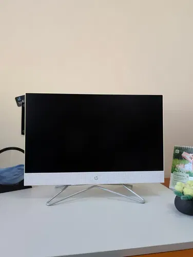 Моноблок HP 24-df1024ns/i3-1115G4/23.8"/Full HD/IPS/8/512M2/
