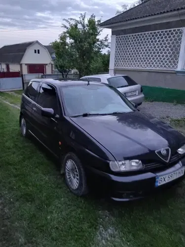 Продам Alfa Romeo 145