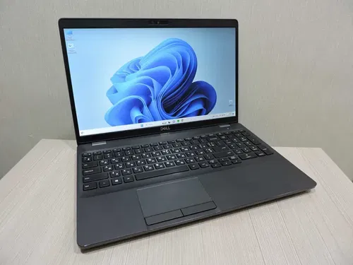 Dell Precision 3541/15.6" Full HD IPS/i5 9400H/16GB/512GB/UHD