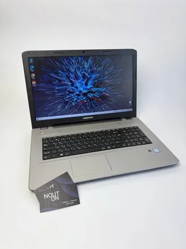 Ноутбук Medion E7424 17.3/i3-7/8Gb/SSD/500Gb