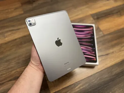 Продам 2022 Ipad Pro M2 128Gb wi-fi 11’ + чехол