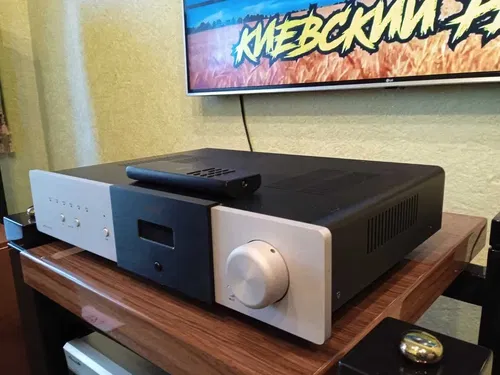 Продам интегральный усилитель Classe cap-101