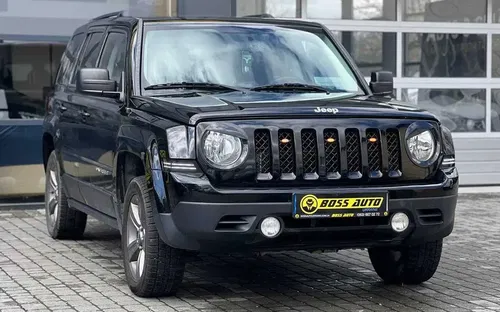 Jeep Patriot 2015 року у версії Altitude Edition
