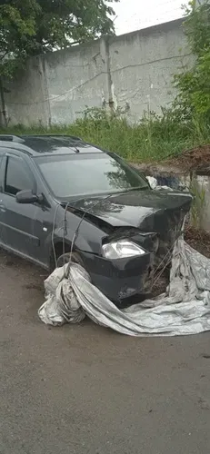 Dacia Logan універсал 7 місць 2007 — газ/бензин, потребує кузовного ремонту