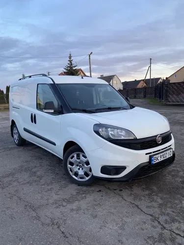 Fiat Doblo Maxi Professional 1.6 дизель 2018 року випуску