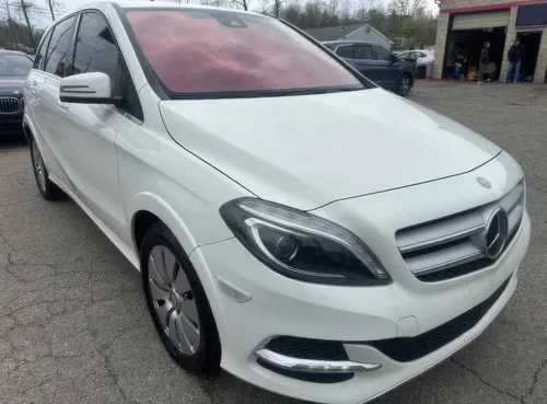 Електрокар B серії 2016 року — вигідний вибір з США