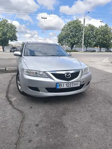 Продам Mazda 6 2.0 2003 року, механіка, сріблястий седан