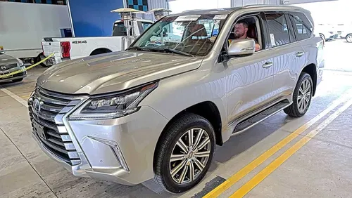 Lexus LX 570 2016 | 5.7L | Повний привід | Під пригон