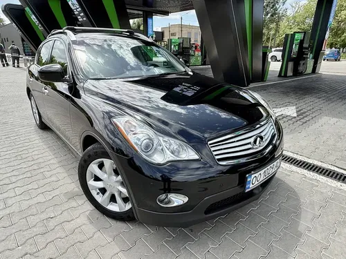 Продається надійний Infiniti EX35 2010 року рестайлінг