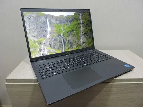 Dell Latitude 3520/15,6” FullHD IPS/i5 1135G7/16GB/SSD 256/Iris XE