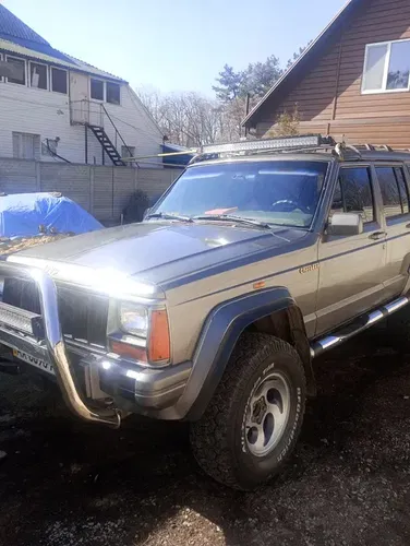 Jeep Cherokee XJ 1995 | Газ/Бензин | Механіка | Повний привід