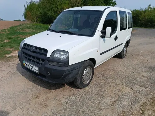 Fiat Doblo 1.3 • Економний мінівен