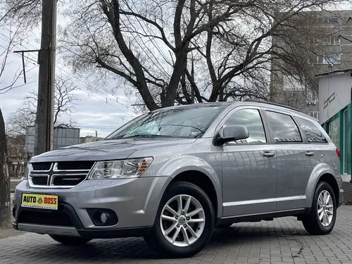 Dodge Journey 2016 року у комплектації SXT