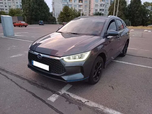 BYD e2 2020 — електромобіль у хорошому стан