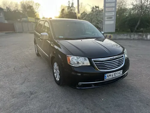 Chrysler Town & Country 2011
