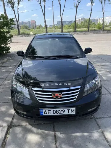Geely Emgrand 2013 • Автомат • Газ/Бензин