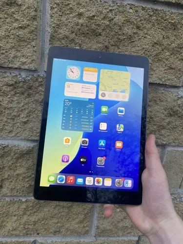 Продам Ipad 7 , 2019 року !
