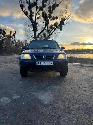 Срочно продам Honda CR-V 1998 року — надійний позашляховик з пробігом