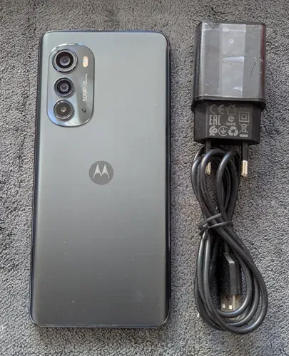 Motorola edge 2022 XT2205-3 8/256Gb 144Hz 50Mp АКБ 5000mAh android 14!