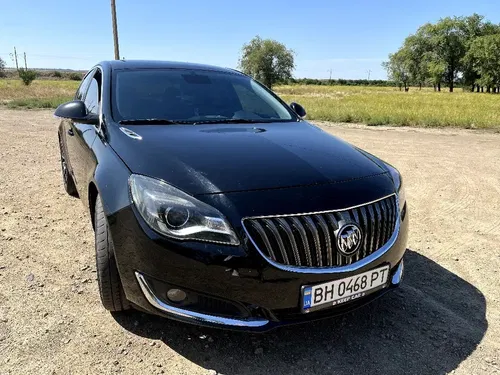 Buick Regal 2016  Чорний  2.0 л  Седан  Бензин