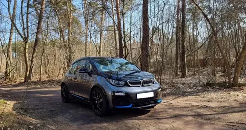 BMW i3 • 2019 • 42.2 кВт·год • Електро