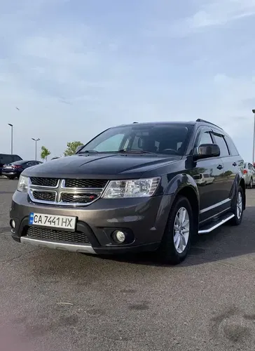 Сімейний кросовер Dodge Journey • Автомат • Повна комплектація