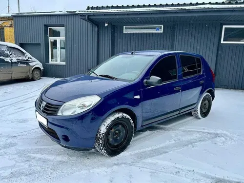Renault Sandero 2009 | 1.4 Бензин | Гаражне зберігання | Без вкладень