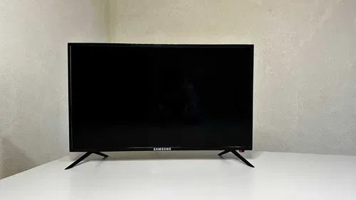 Смарт телевизор Самсунг 32 42 45 50 55 дюйма LED WiFi T2 4K голосовой