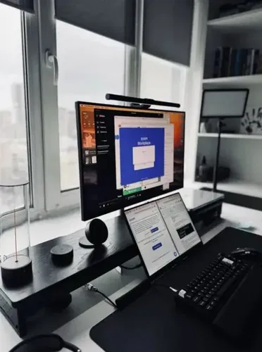 Игровой Поворотний монітор 27" LG UltraFine