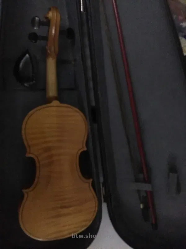 Продам скрипку 1/8 в хорошем состоянии - btw.shopping