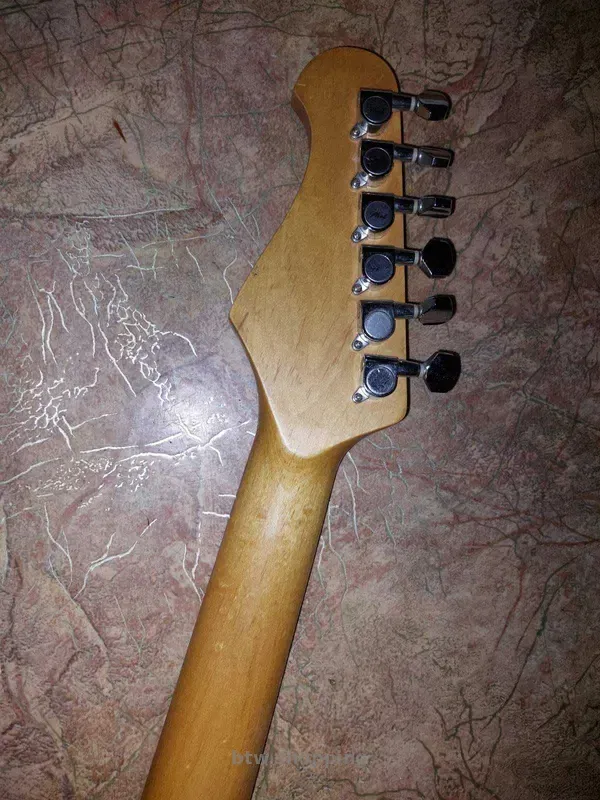 Гитара Phil Pro, в хорошем состоянии, настроена - btw.shopping