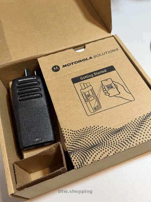 Продам 2 новые рации. Полный комплект - btw.shopping