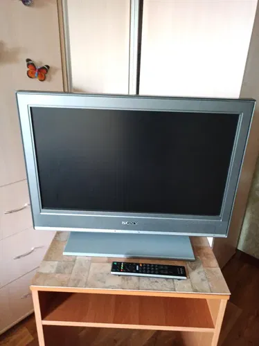 Телевизор SONY KDL-26S3020 c пультом,идеал.