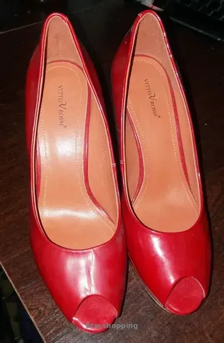 Продам туфлі на підборах