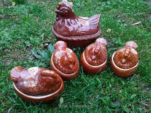 Оригінальні горщики для запікання у вигляді курочок