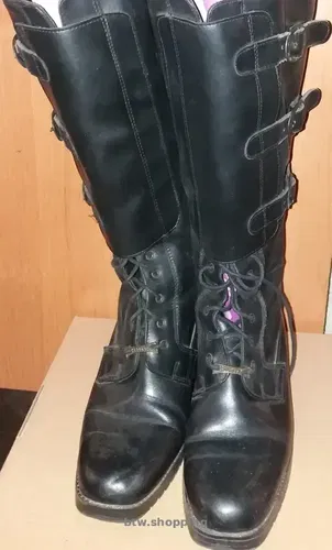 Продам жіночі шкіряні чоботи