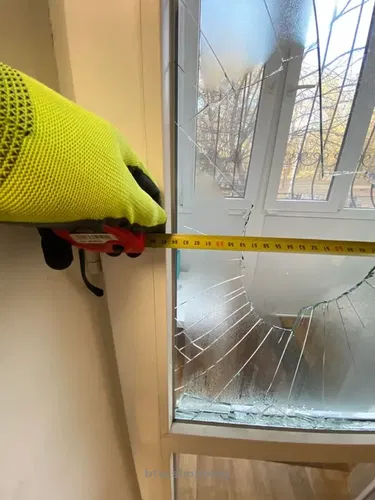 Обслуживание и ремонт окон ПВХ. Москитные сетки