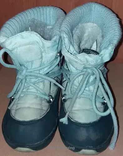 Продам зимние сапожки 27р.