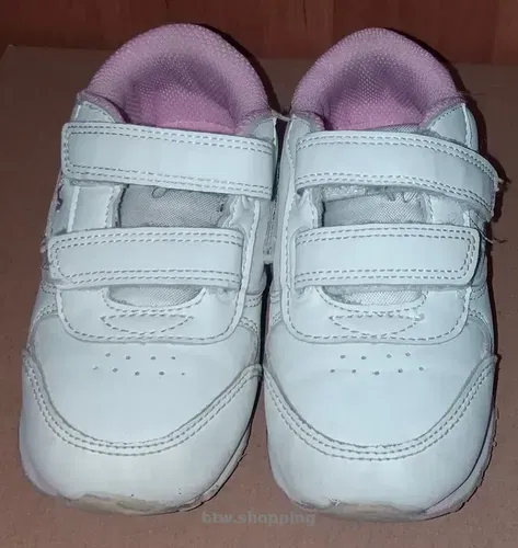 Продам кроссовки Fila 25р