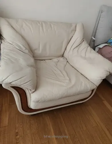 Кожаные кресла 2шт