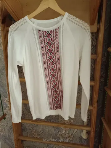 Продам кофточку для дівчинки 8-11 років