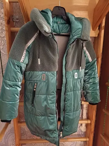 Продам тепле зимнє пальто для дівчинки 9-11 років